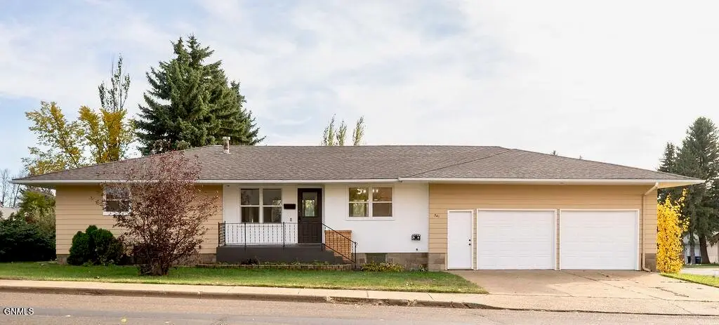 741 Empire Road, Dickinson, ND 58601 - #1