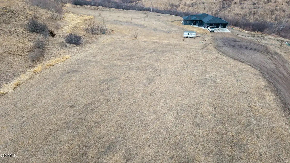 1107 9th Avenue Nw, Jamestown, ND 58401 - #1