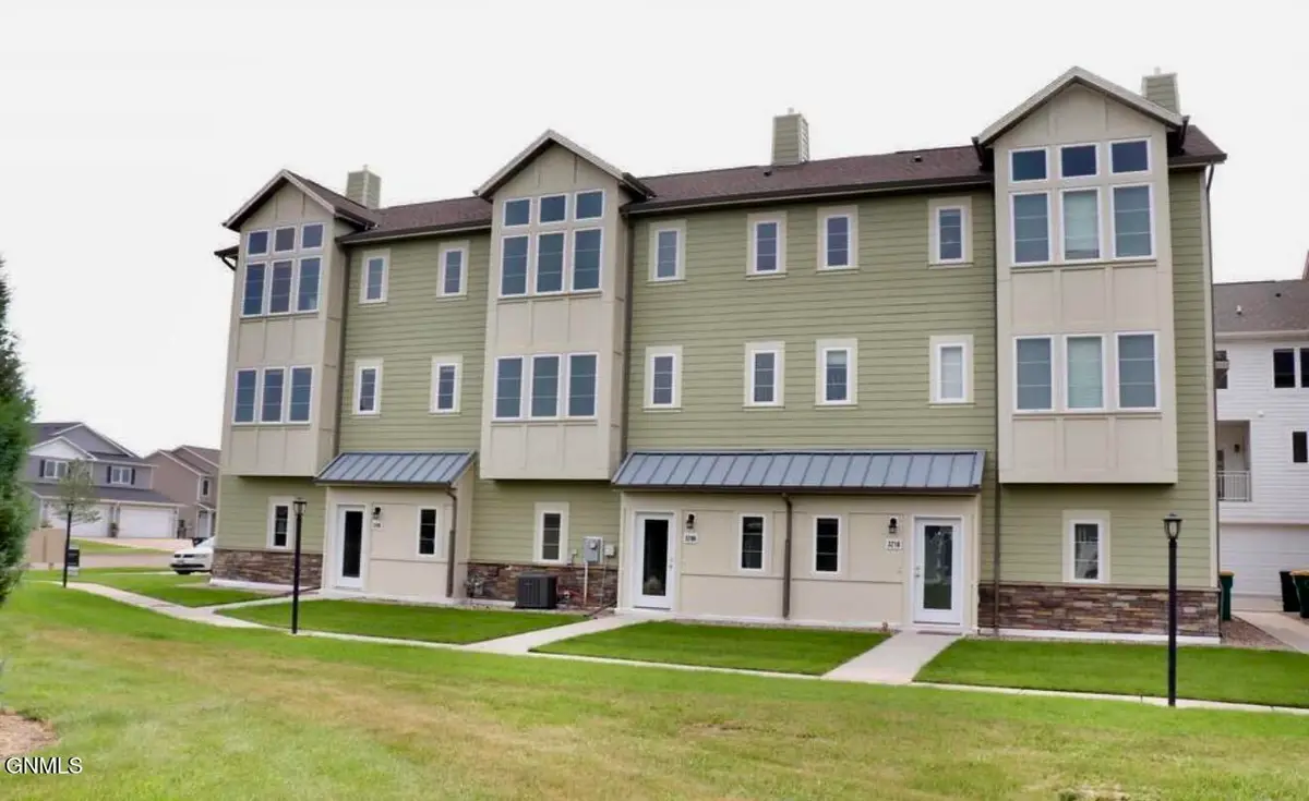 3206 Kenner Loop, Bismarck, ND 58504 - #1