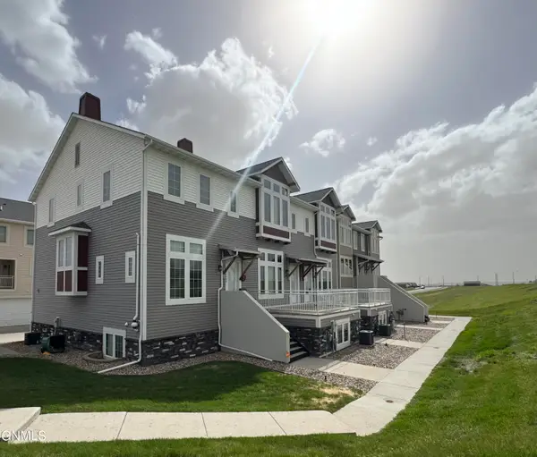 4005 Calgary Avenue, Bismarck, ND 58503