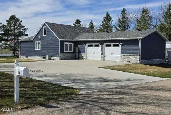 309 Birch Street W, Gackle, ND 58442
