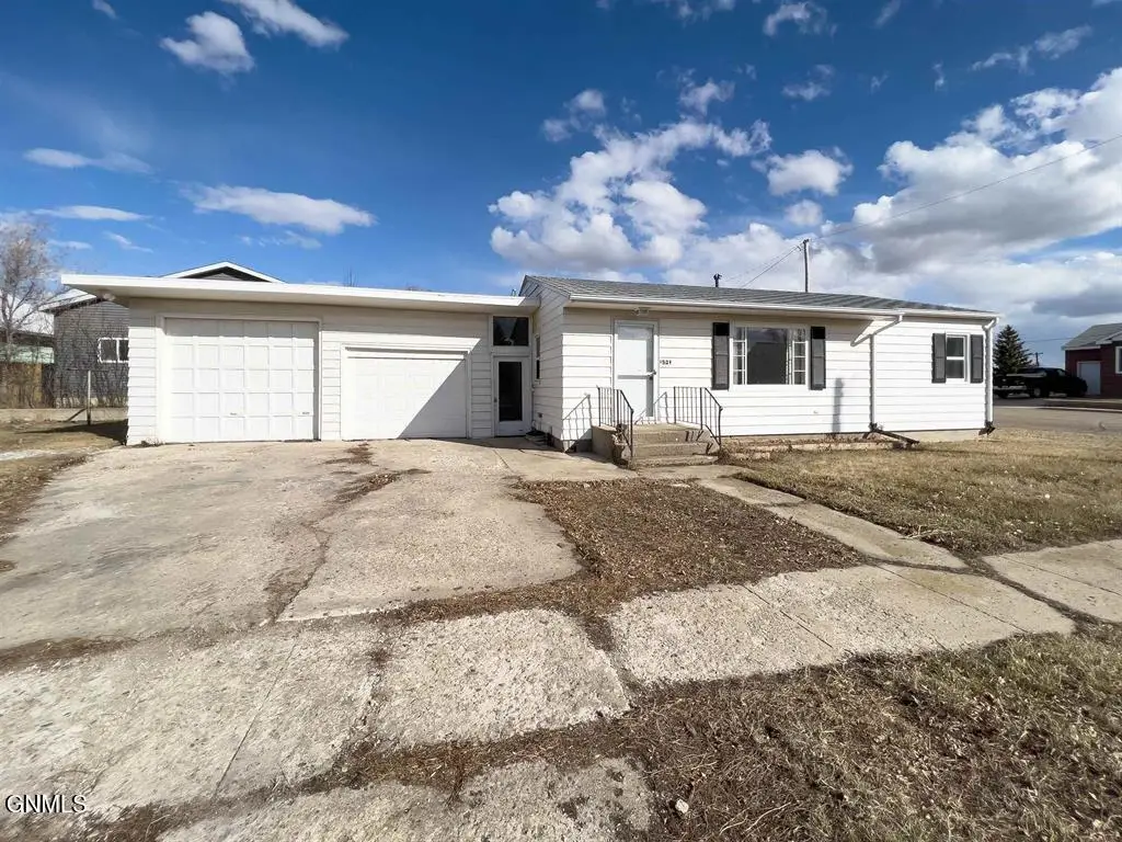 501 Benson Street N, Tioga, ND 58852 - #1