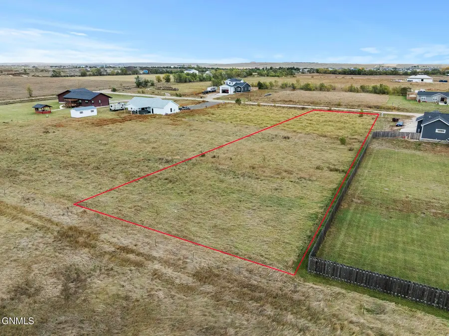 5489 Mathew Avenue, Williston, ND 58801 - #3