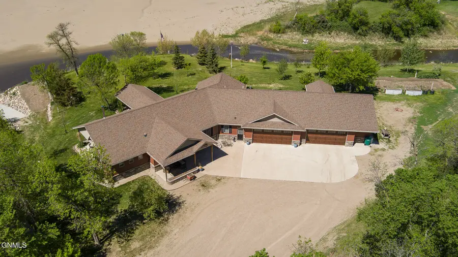 1075 22s Ave Sw, Washburn, ND 58577 - #3