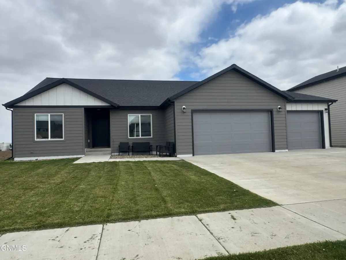 1234 9th Street Sw, Watford City, ND 58854 - #1