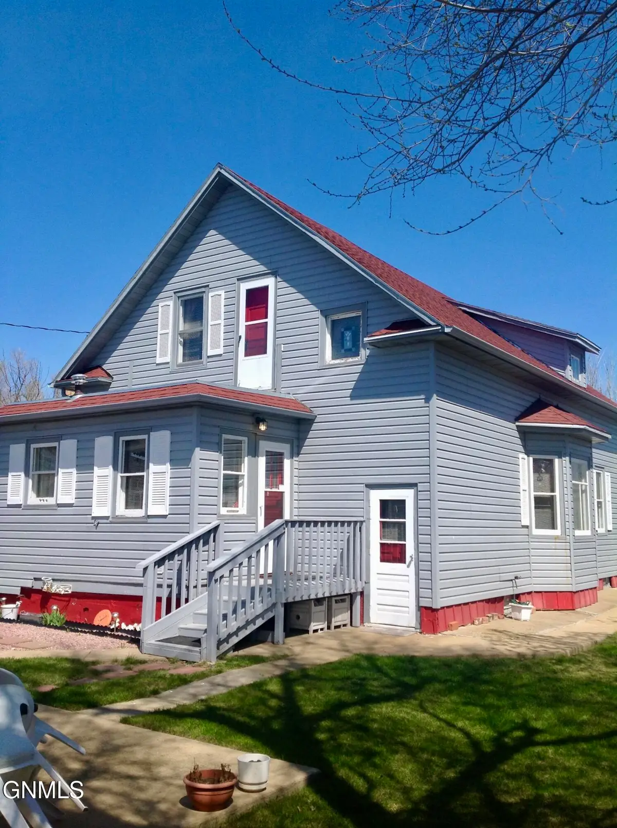 218 2nd Avenue E, New Leipzig, ND 58562 - #1