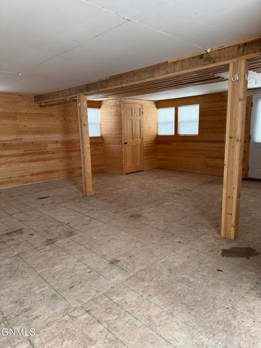 428 2nd Avenue Se, Arnegard, ND 58835 - #3