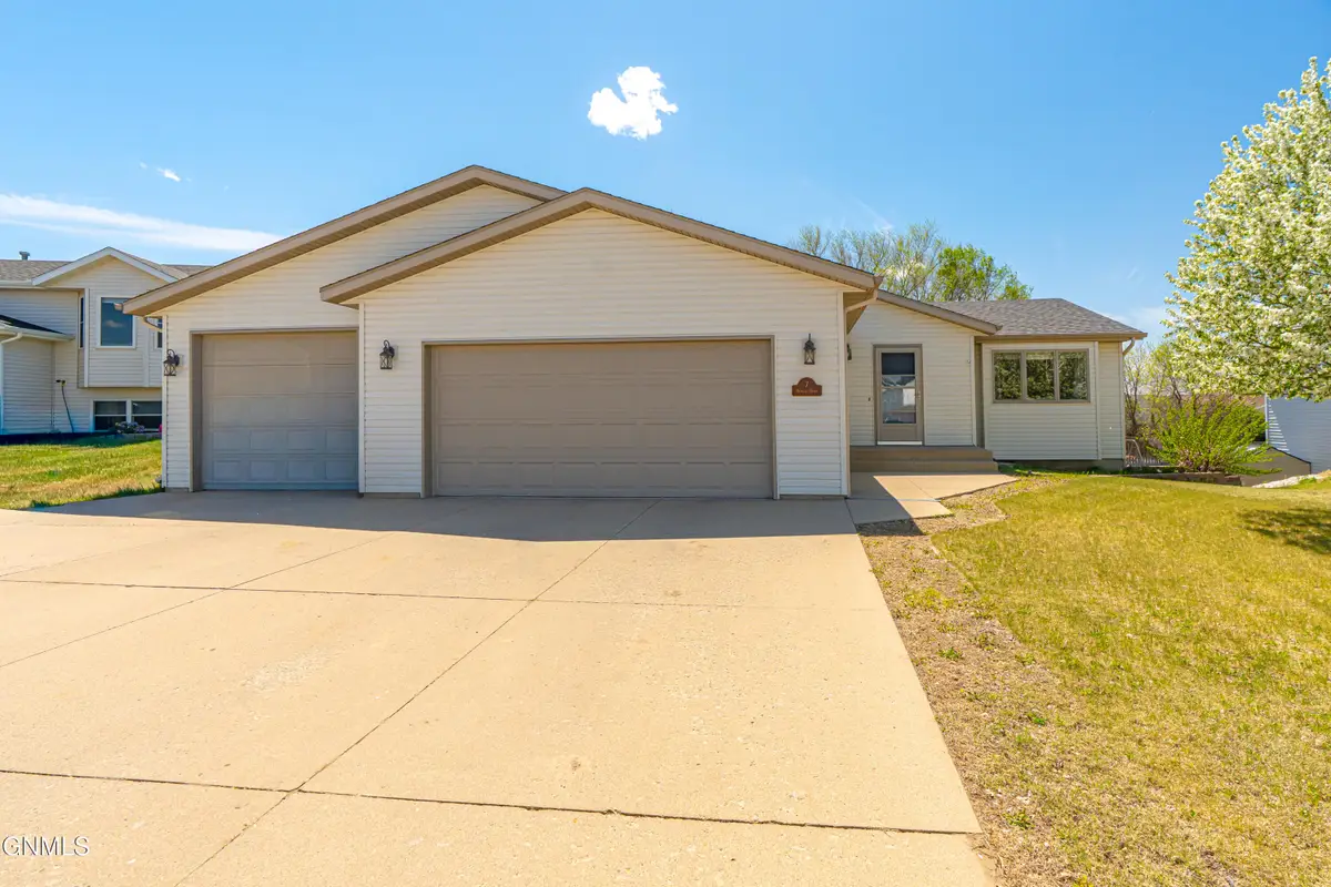 7 Humbert Drive, Lincoln, ND 58504 - #1