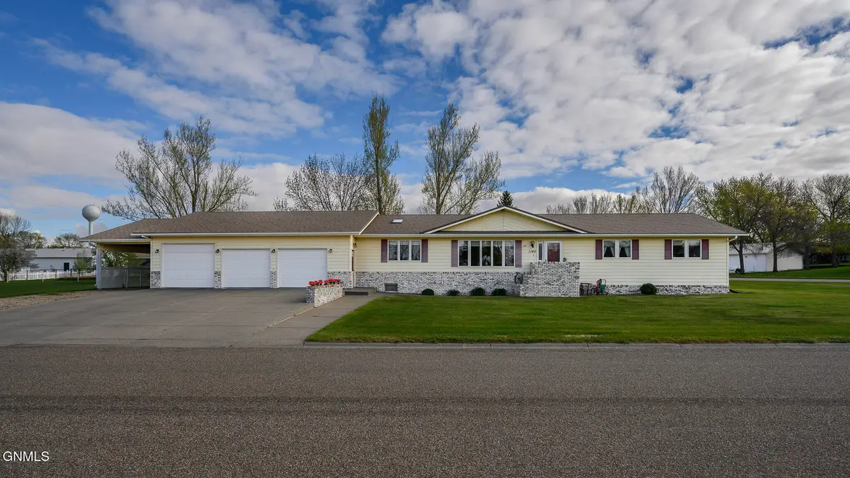 1140 Chestnut Drive, Washburn, ND 58577 - #1