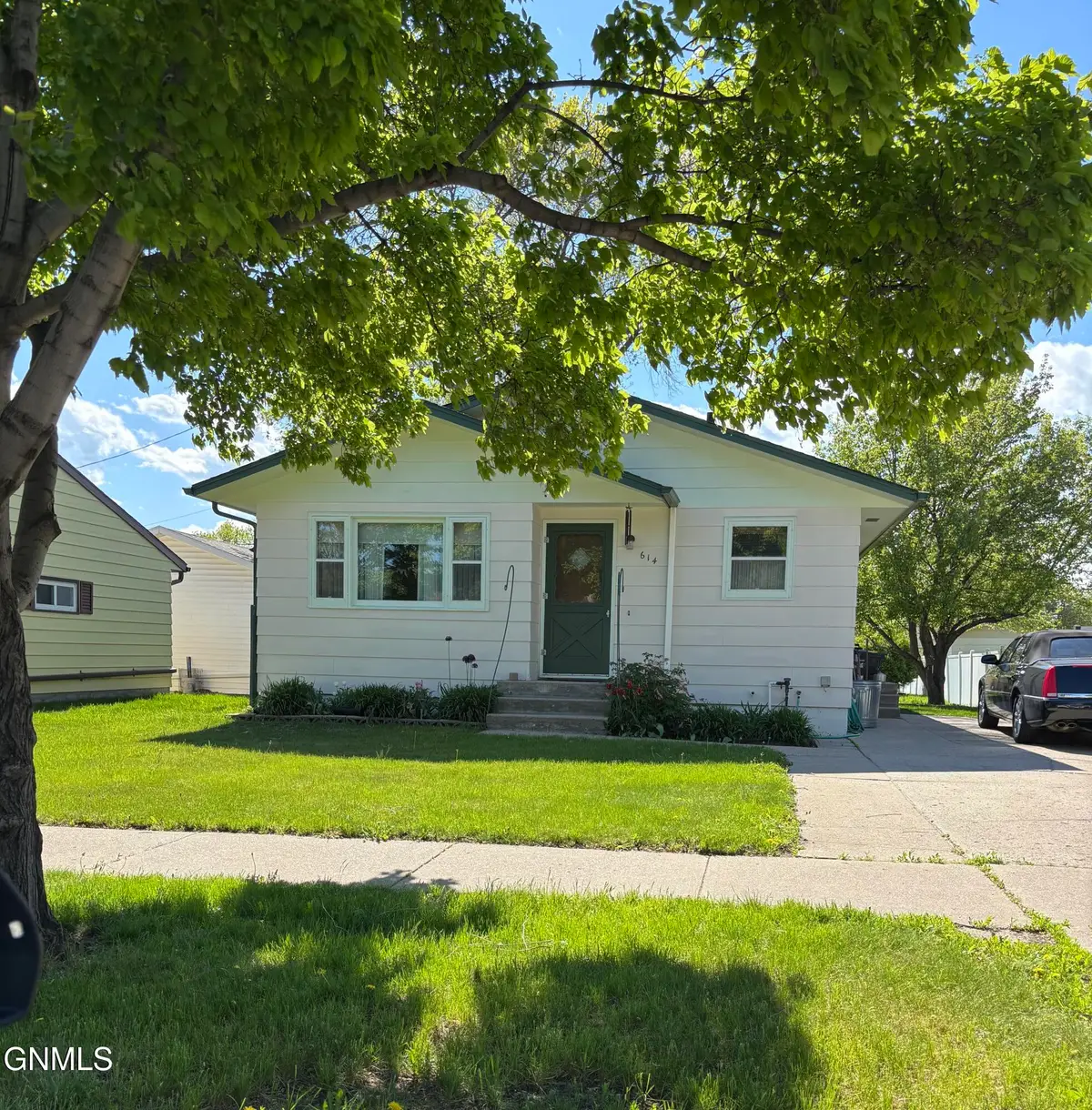 614 12th Street S, Bismarck, ND 58504 - #1
