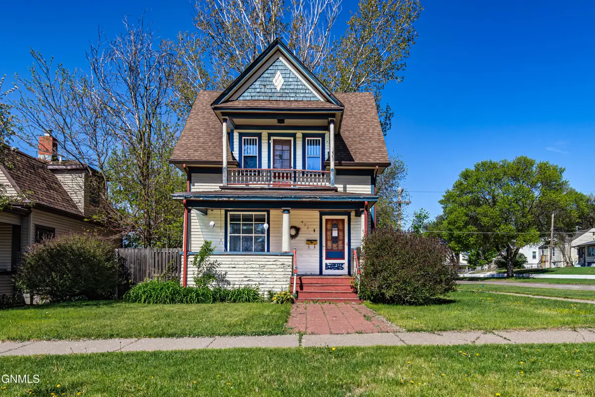 422 12th Street, Bismarck, ND 58501 - #1