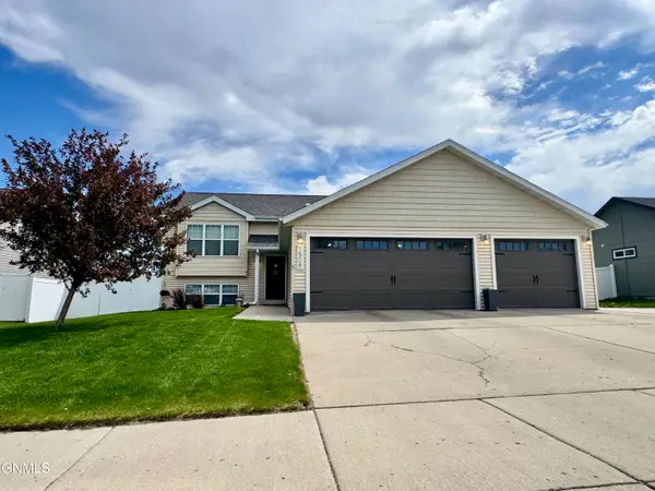 1508 20th Avenue W, Williston, ND 58801