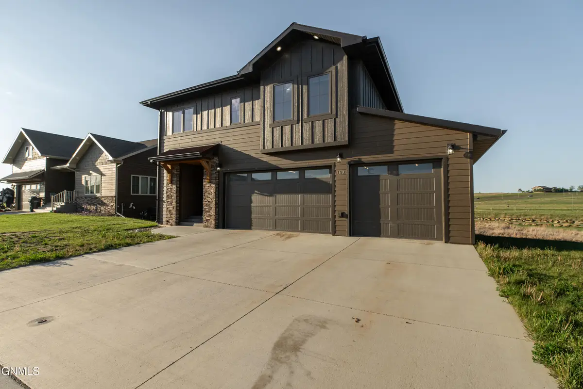160 Leslie Lane, Watford City, ND 58854 - #1