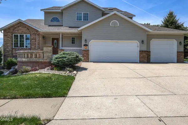 3110 Ithica Drive, Bismarck, ND 58503