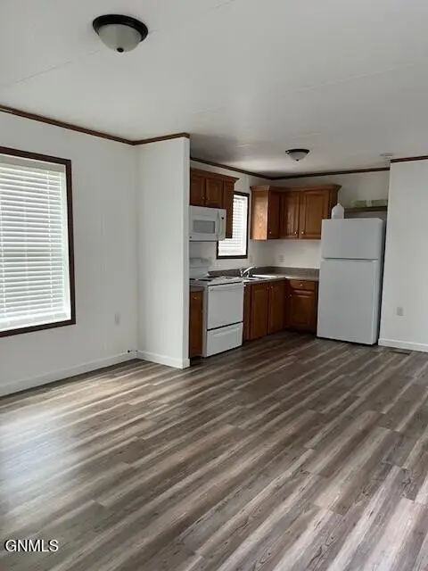 402 East Street N, Hebron, ND 58638 - #1
