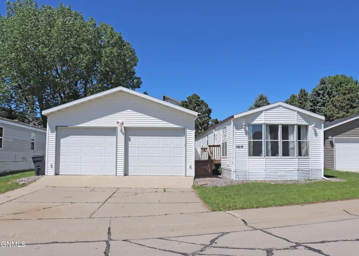 4510 Lafayette Drive, Bismarck, ND 58503 - #1