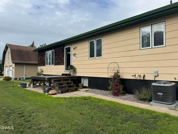 417 4th Avenue Sw, Beulah, ND 58523