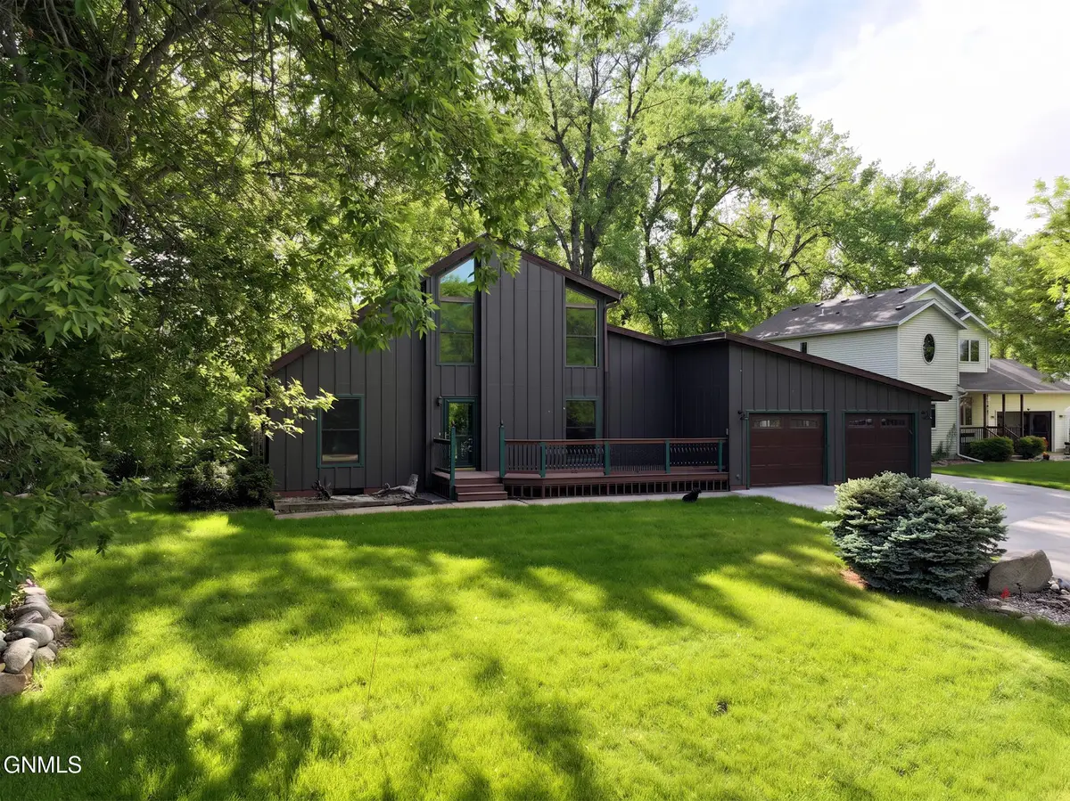 1509 River Drive Ne, Mandan, ND 58554 - #1
