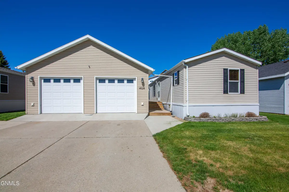 4528 Lafayette Drive, Bismarck, ND 58501 - #1