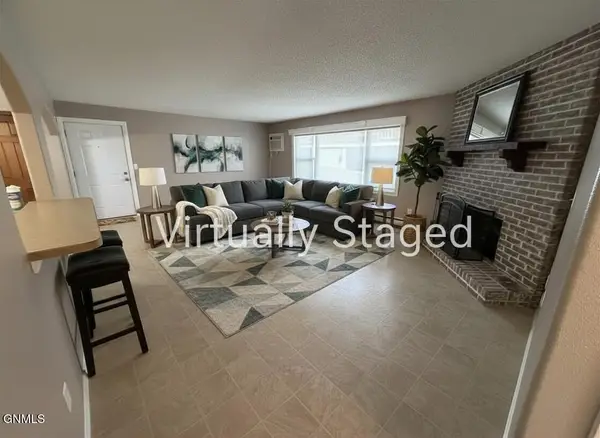 120 Lake Avenue #4, Bismarck, ND 58504