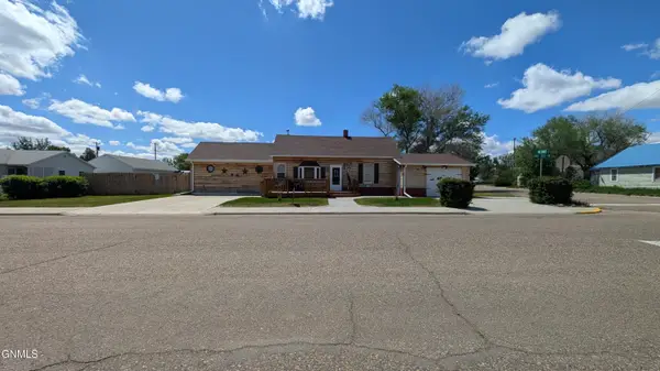 327 2nd Avenue W, Culbertson, MT 59218