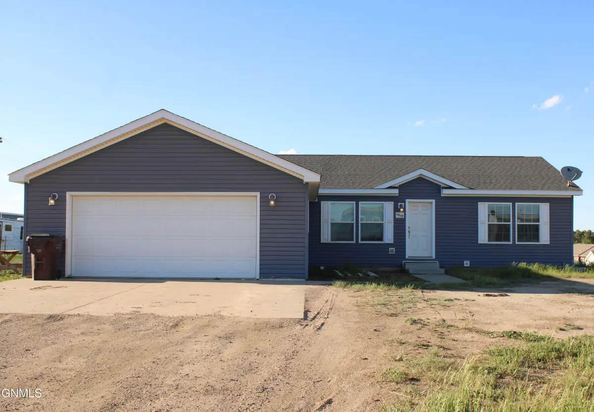 12249 26f Street Nw, Watford City, ND 58854 - #1