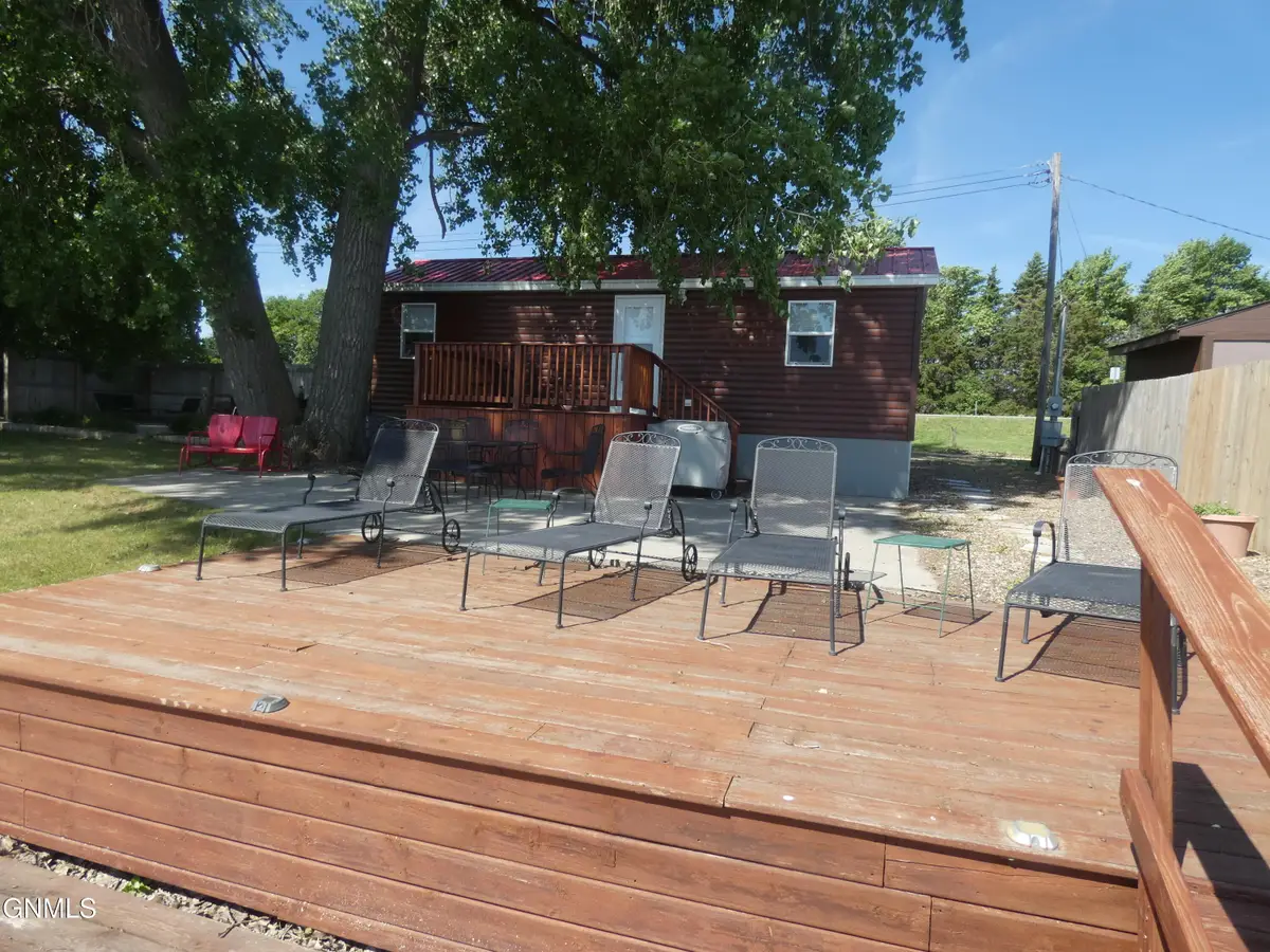 592 W Lakeview Lane, Dawson, ND 58428 - #1