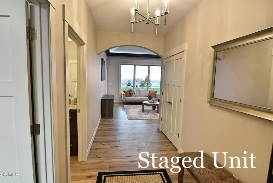 6201 Tyler Parkway #131, Bismarck, ND 58503 - #3