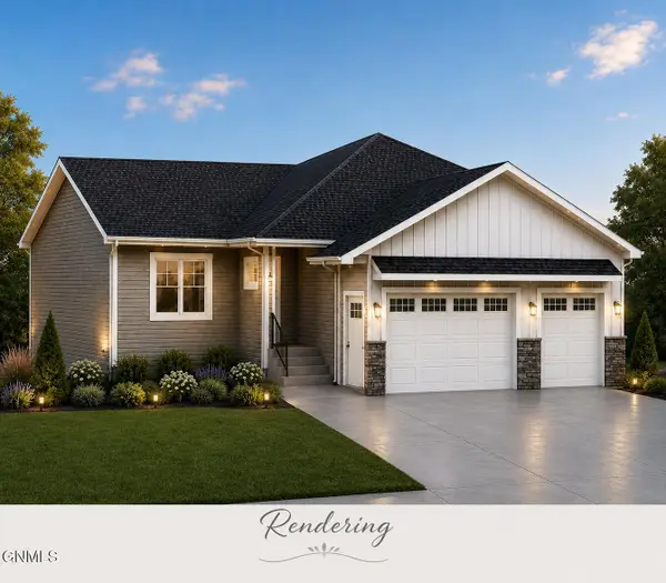 5819 Bodine Lane, Bismarck, ND 58503