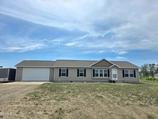 3232 125th Y Avenue Nw, Watford City, ND 58854