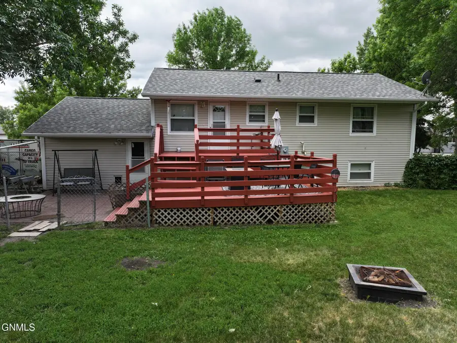 4610 Roughrider Circle W, Mandan, ND 58554 - #3