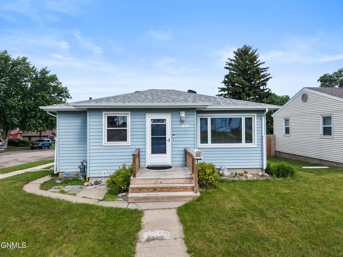 1331 15th Street N, Bismarck, ND 58501 - #1