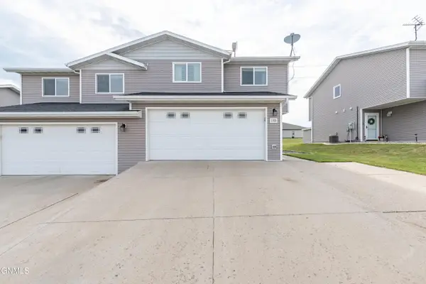 1310 Sorrento Circle, Bismarck, ND 58501