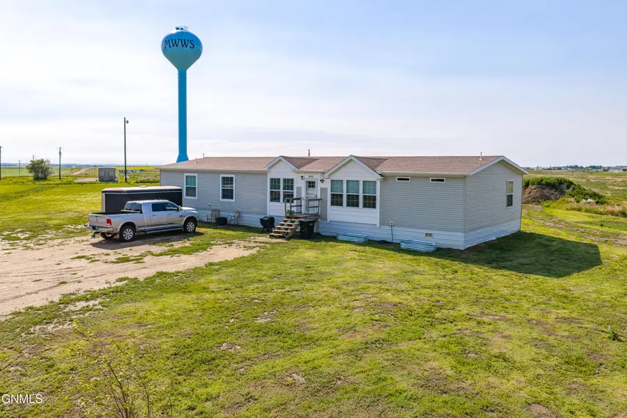 4493 Wrangler Road, Mandan, ND 58554 - #2