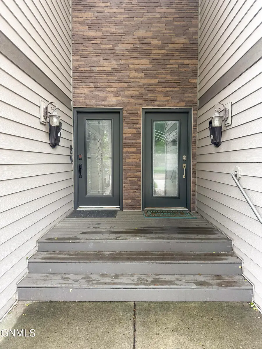 103 Avenue A, Bismarck, ND 58501 - #3