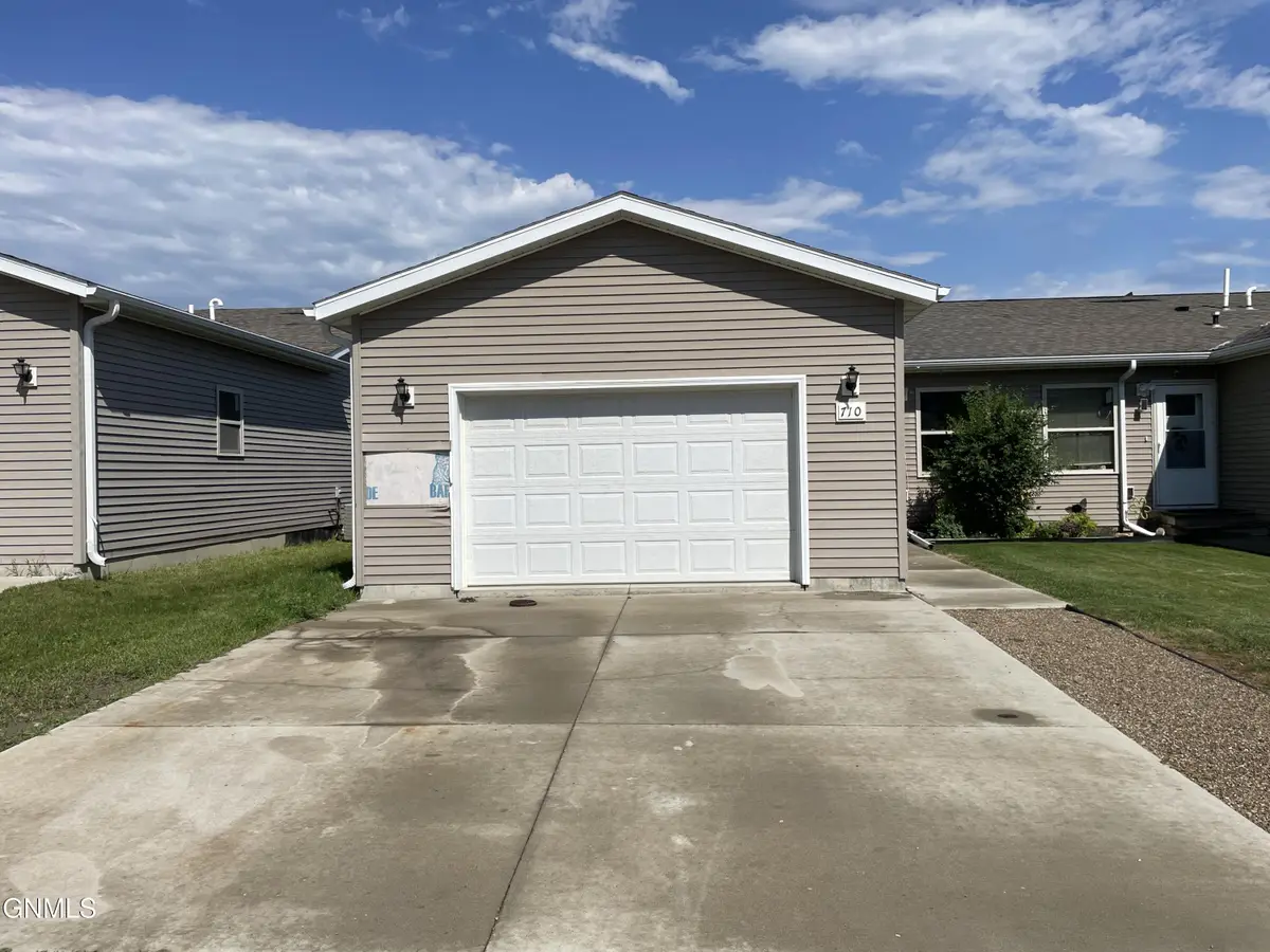 710 2nd Street Ne, Watford City, ND 58854 - #1