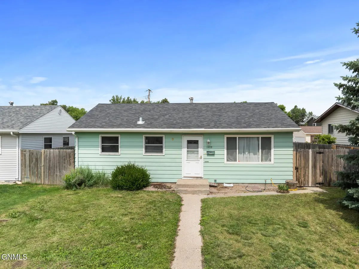 1925 8th Avenue W, Williston, ND 58801 - #1