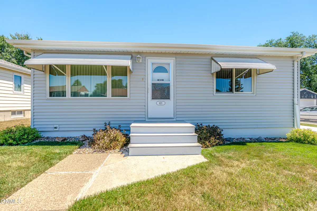 621 N 23rd Street N, Bismarck, ND 58501 - #1
