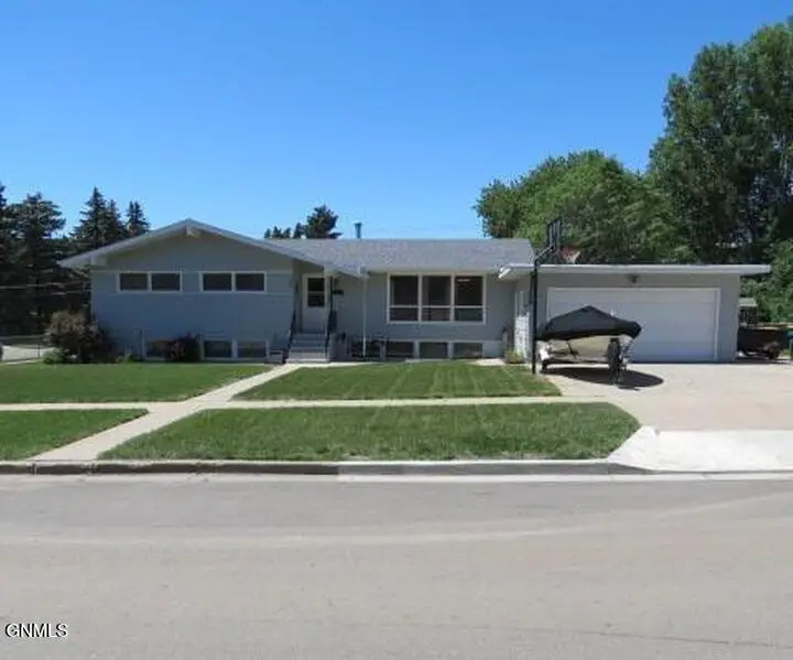 1204 19th Street, Bismarck, ND 58501 - #1