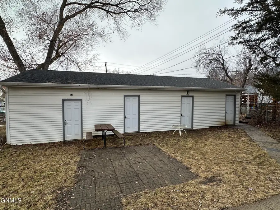 409 Collins Avenue, Mandan, ND 58554 - #3