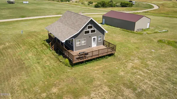 8184 Smelt Lane Sw, Linton, ND 58552