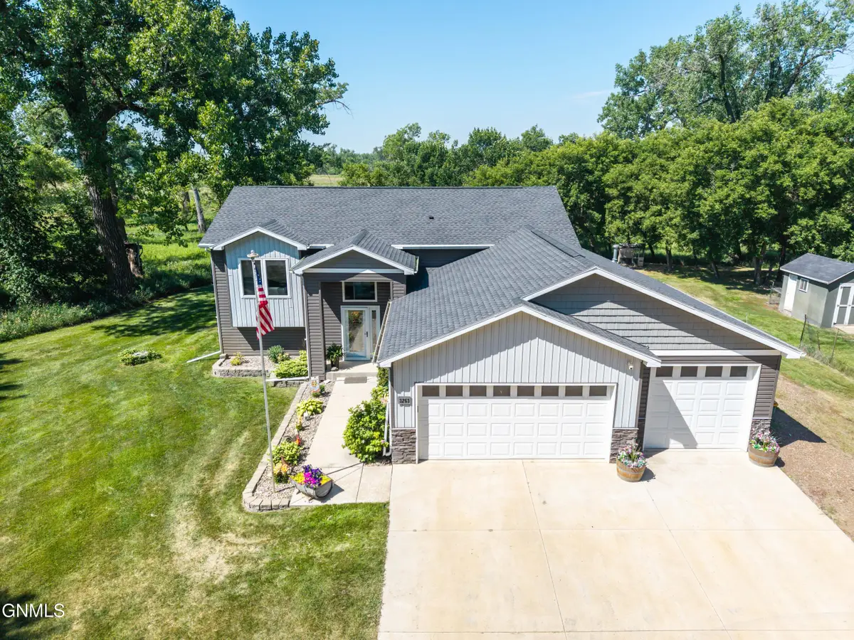 3263 River Place Drive N, Mandan, ND 58554 - #1