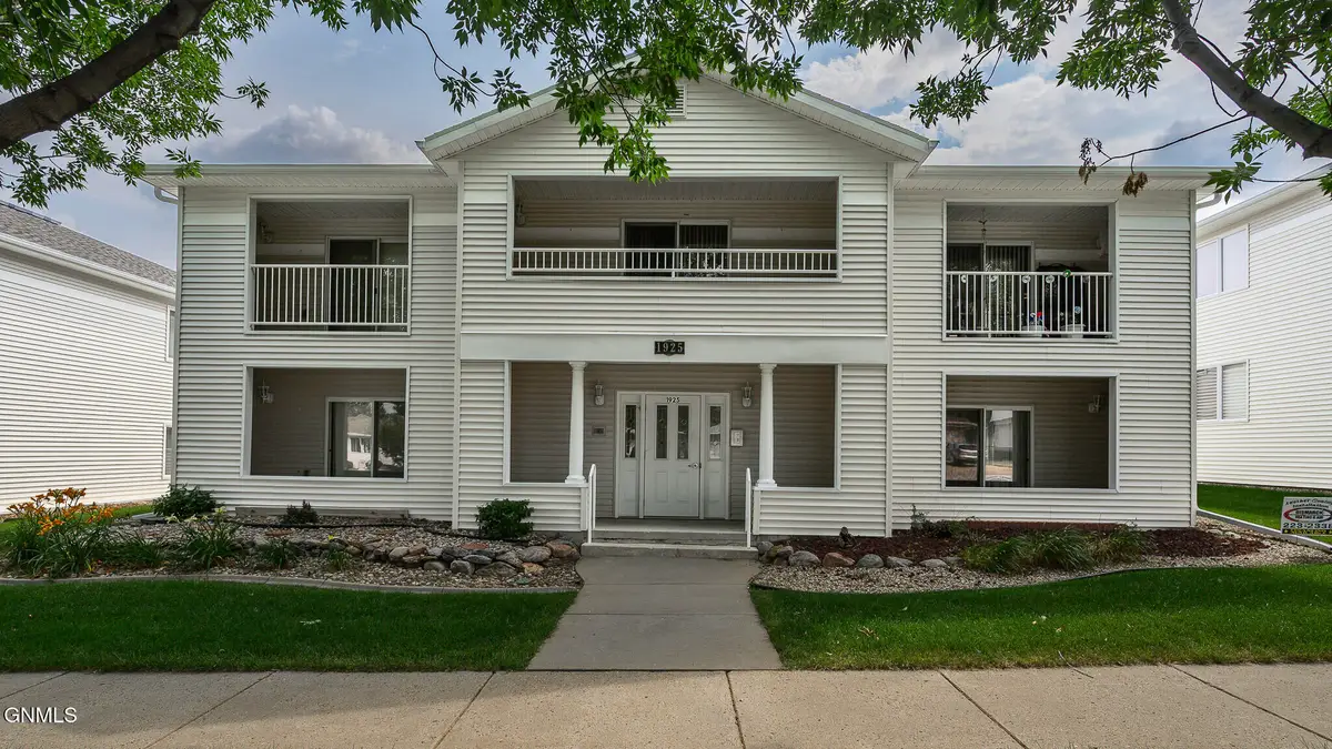 1925 15th Street #2, Bismarck, ND 58501 - #1