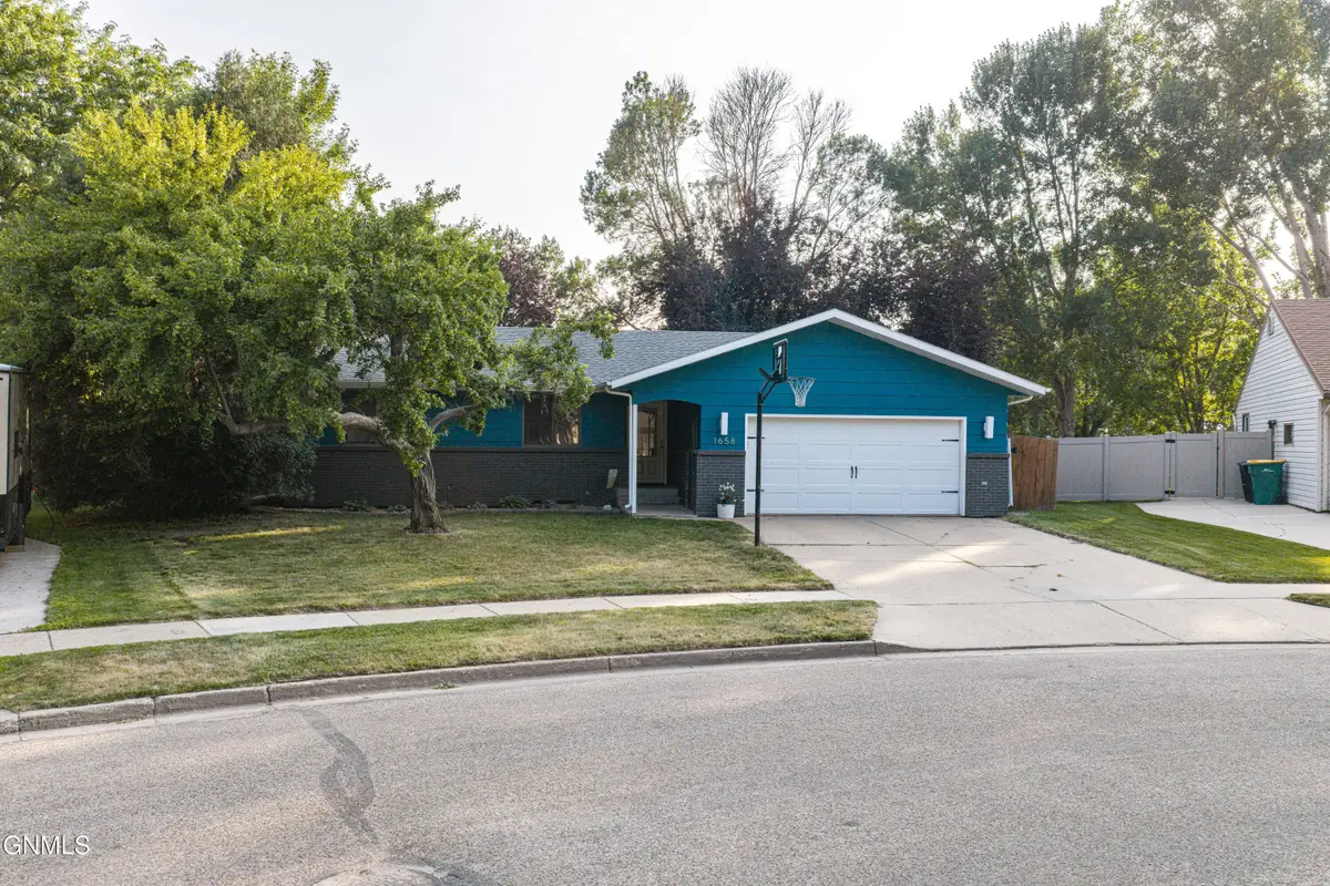 1658 Portland Drive, Bismarck, ND 58504 - #1