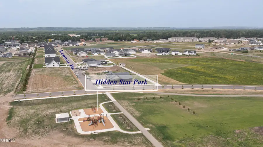 423 Lennox Drive, Bismarck, ND 58504 - #3