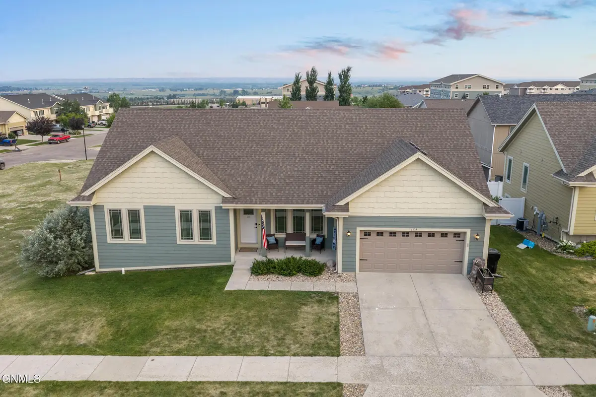 3225 Wheat Ridge Street, Williston, ND 58801 - #1