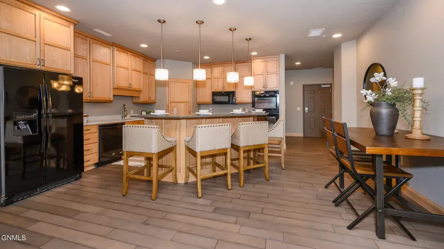 100 W Broadway Avenue #304, Bismarck, ND 58501 - #3