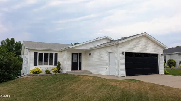 3112 Stonewall Drive, Bismarck, ND 58503