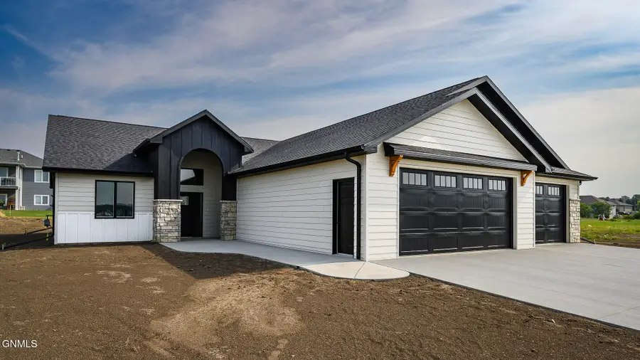 4420 Marsh Hawk Drive, Bismarck, ND 58503 - #2