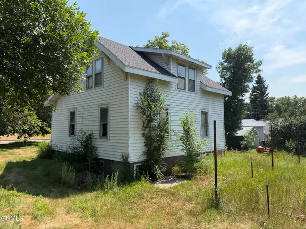 420 Main Street, Stanton, ND 58571